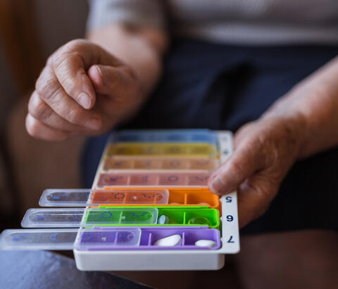 Pill organizer