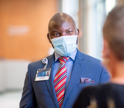 Mayo Clinic doctor wearing mask 